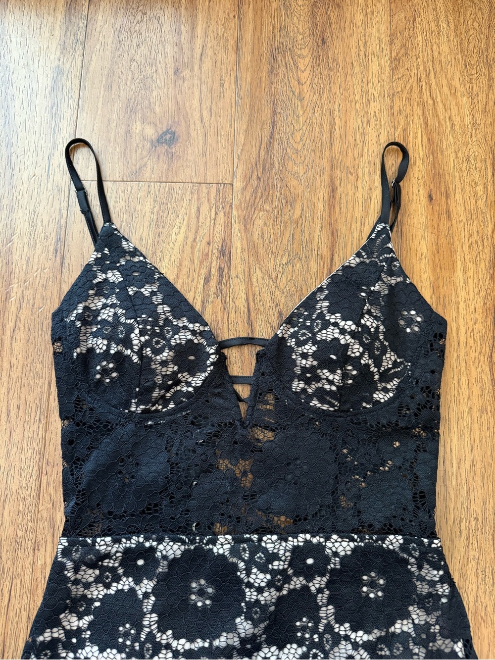 Black Floral Lace Midi Dress Size S Bodycon Cocktail Party Dress - Picture 7 of 7